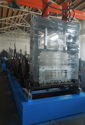 無(wú)錫槽式電纜橋架冷彎成型機(jī) PLC電腦定長(zhǎng)控制的創(chuàng)新應(yīng)用